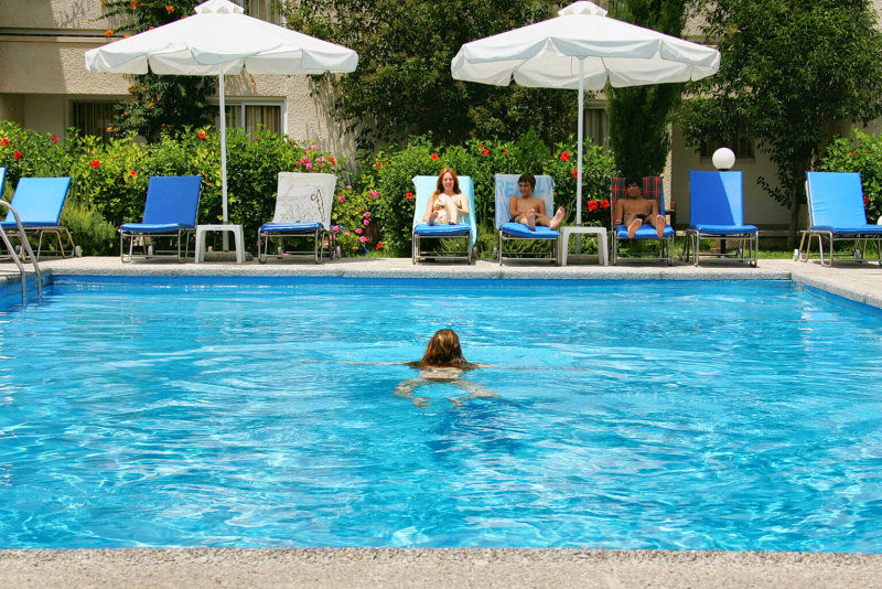 Daphne Hotel Apartments (Adults Only) Paphos Esterno foto