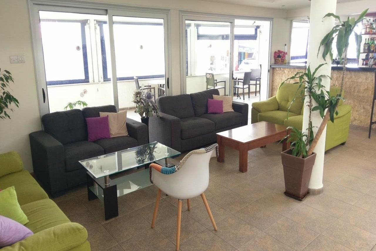 Daphne Hotel Apartments (Adults Only) Paphos Esterno foto